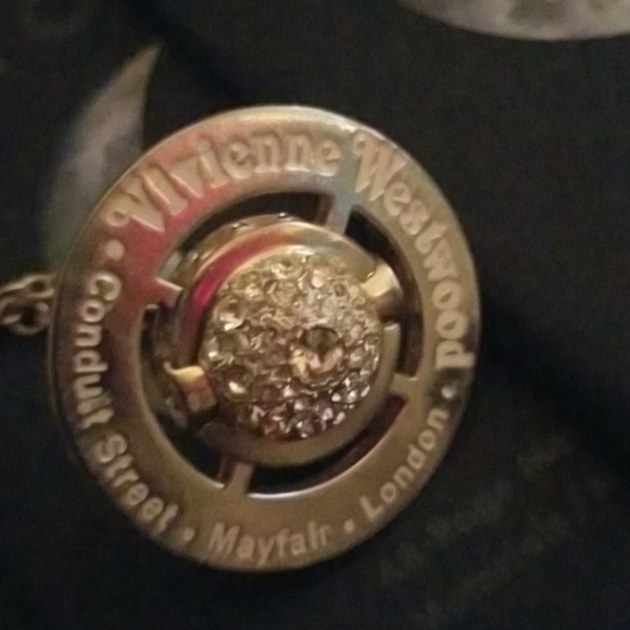 Vintage Vivienne Westwood Mayfair Pink Enamel Orb - Picture 3 of 8